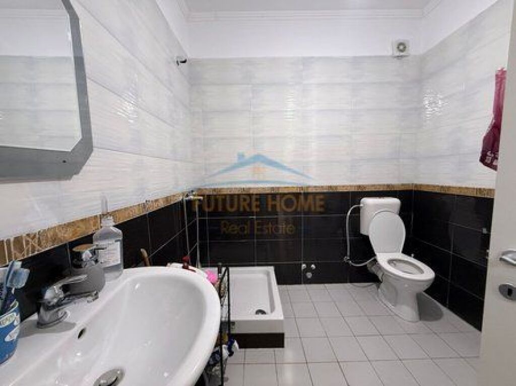 Shitet, Apartament 2+1, Kompleksi Fratari, Unaza e Re