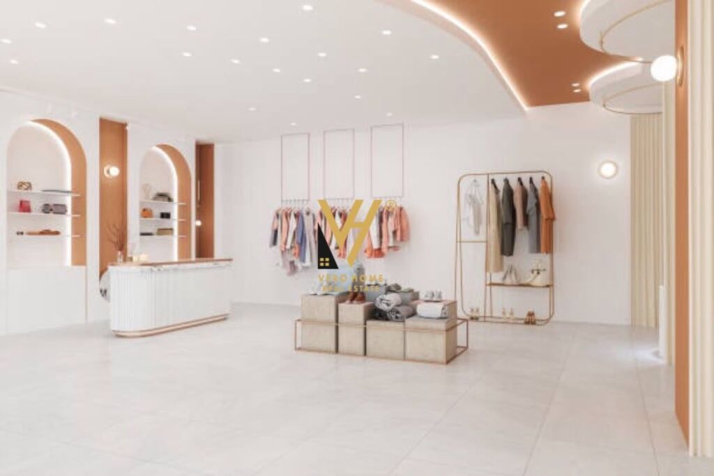 NEGOZIO IN AFFITTO 60 M2 PRESSO GALERIA 60.000 LEKE