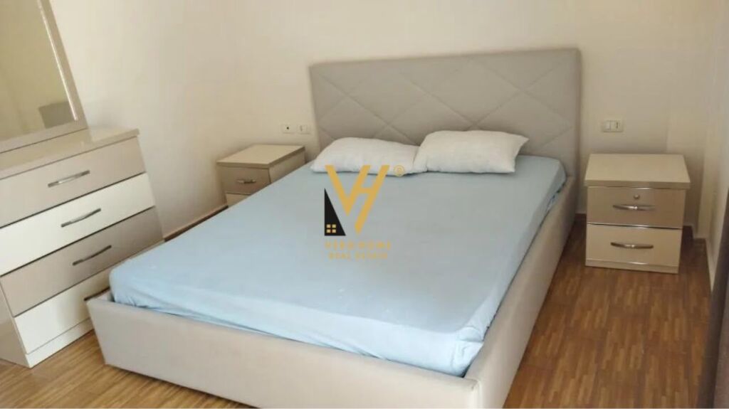 JEPET APARTAMENT 1+1+BLK ME QIRA TE KOMUNA E PARISIT 50.000 LEKE