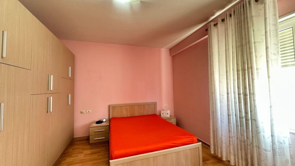 ATSH_Jepet me Qira Apartament 1+1