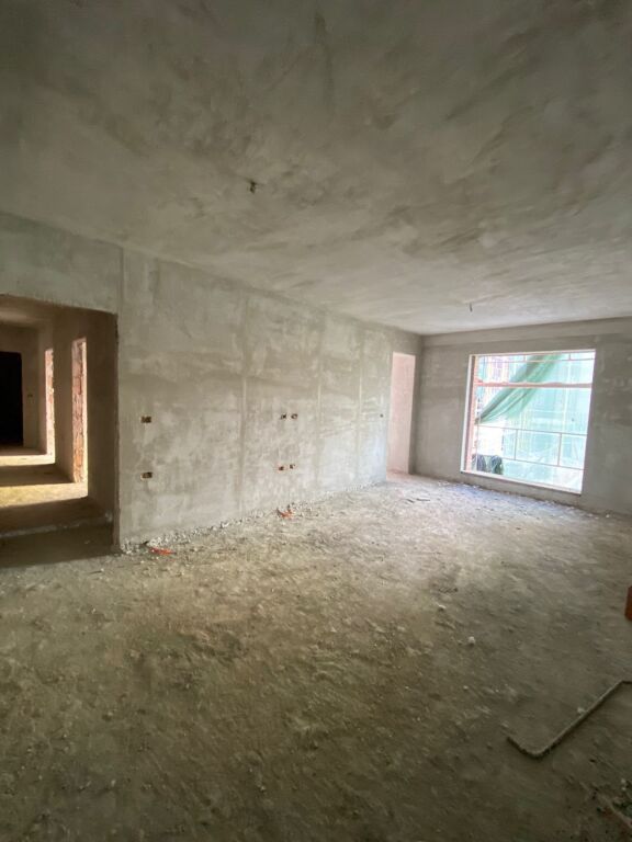 VENDESI APPARTAMENTO 2+1, UNAZA MADHE PASKUQAN