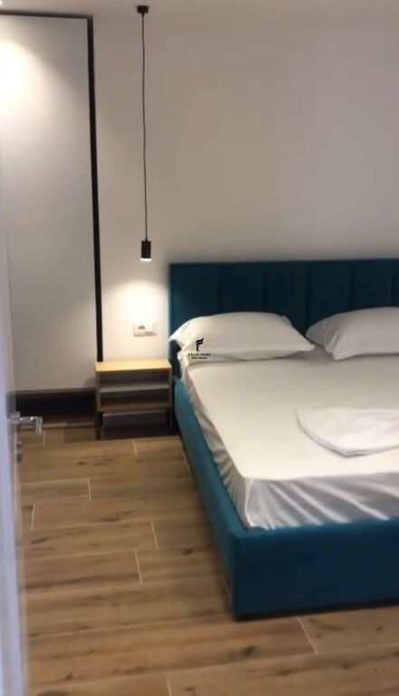 SHITET APARTAMENT 1+1 PAZARI RI 9.600.000 LEKE FH-82920