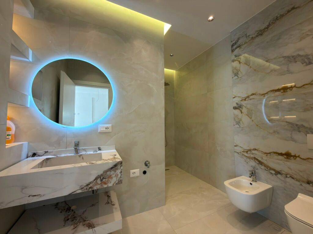 2 bedroom apartment for sale in Lungomare Vlore