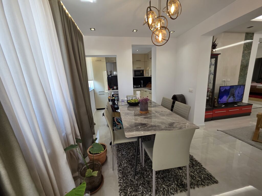 📍Centro Tirana Appartamento 2+1 In Affitto
