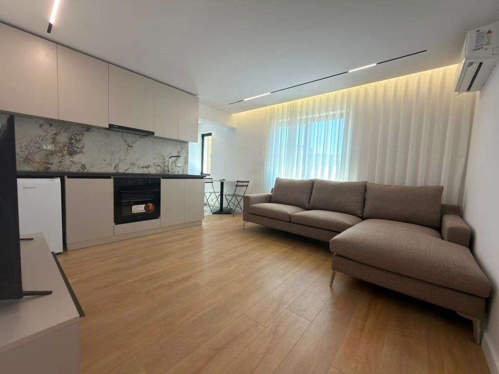 SHESIM APARTAMENT 1+1 PRANE STACIONIT TE TRENIT 130,000 €
