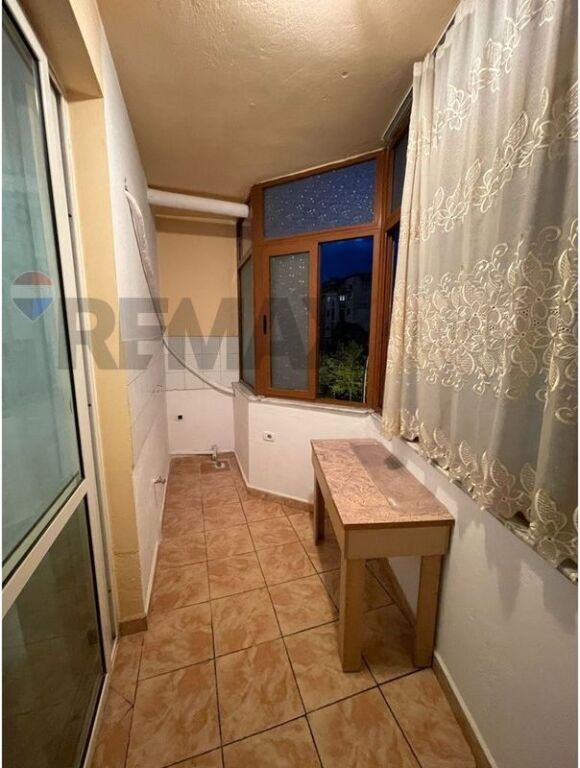 Apartament - Për Qira - Rruga Don Bosko, Tiranë