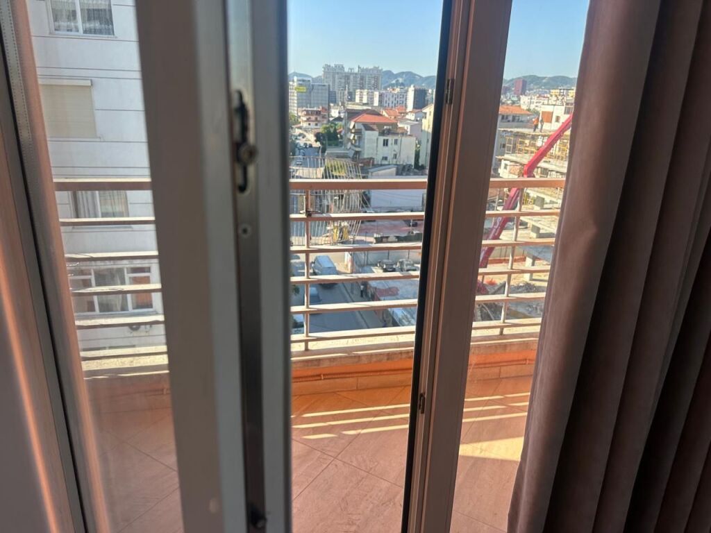 For rent 2+1+2 JORDAN MISJA STREET 600 thousand leke