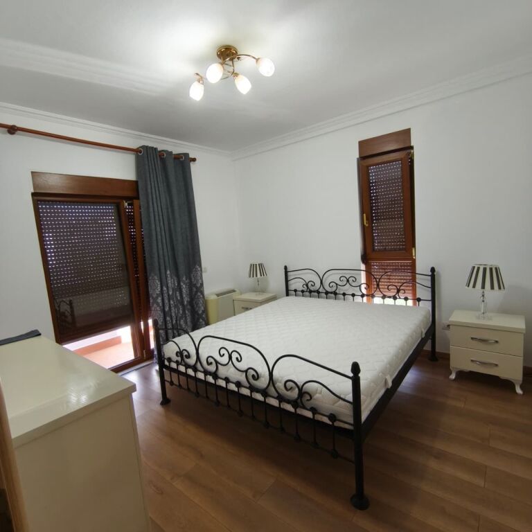 🏡 JEPET ME QIRA VILË E BASHKËNGJITUR – COLOMBO 2, PRANË TEG