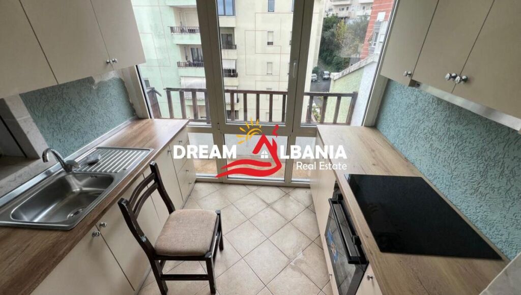 !!OCCASIONE!! Appartamento 2+1+Veranda+Posto Auto in Vendita Giardino Botanico (ID 51210004)