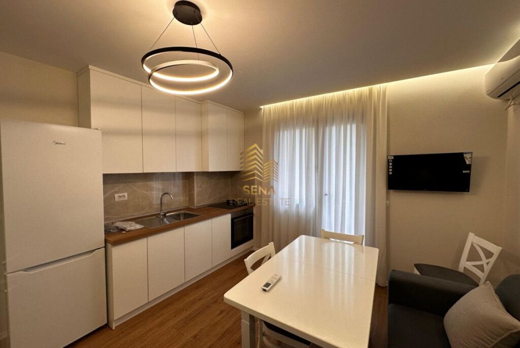 Qira, Apartament 1+1+blk, Materniteti Ri 45.000 Lek/muaj