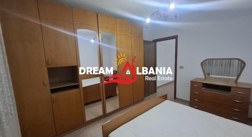 Appartamento 1+1 in affitto nel Comune di Parigi, vicino al Parco, Tirana (ID 42111641)