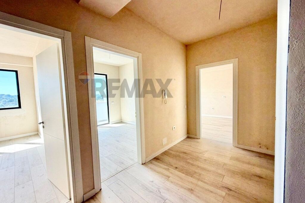 APARTAMENT 2+1 PËR SHITJE NE ASTIR