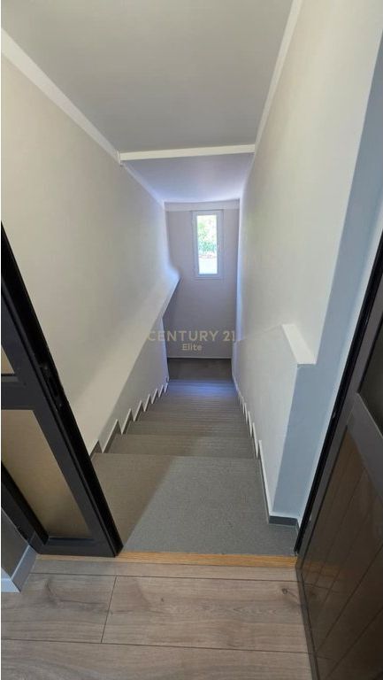 Apartment 1+1 for rent near the Red School