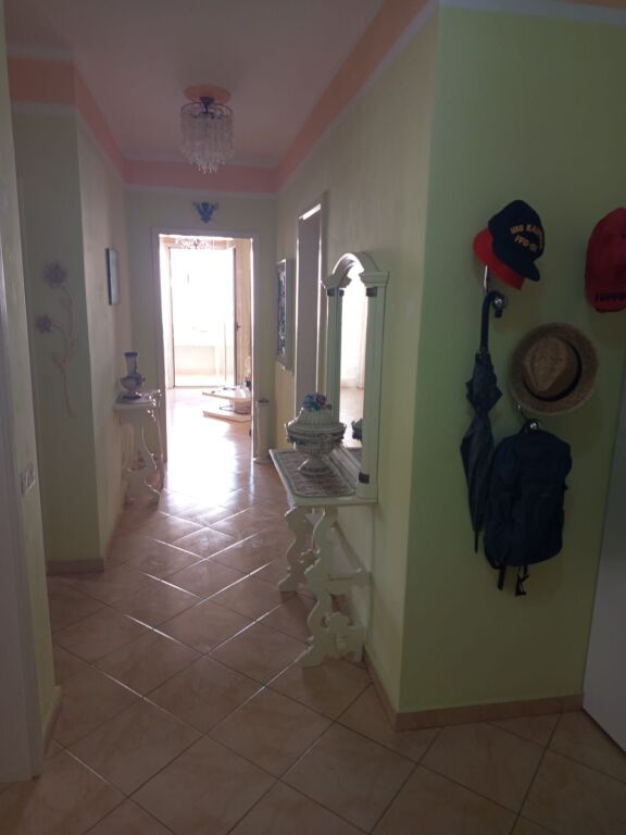 Apartament 2+1 për shitje në Vollga!