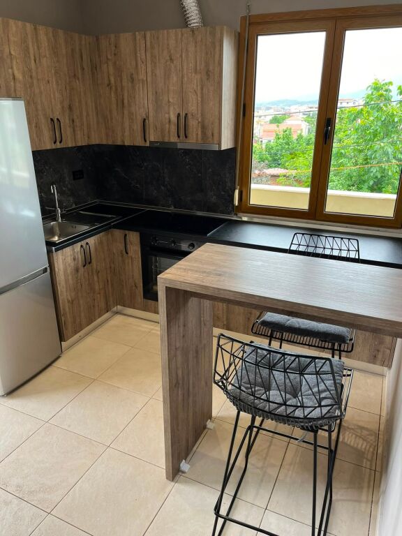Qera | Shtëpi private 1 + 1 | Qyteti Studenti | 400 €/muaj