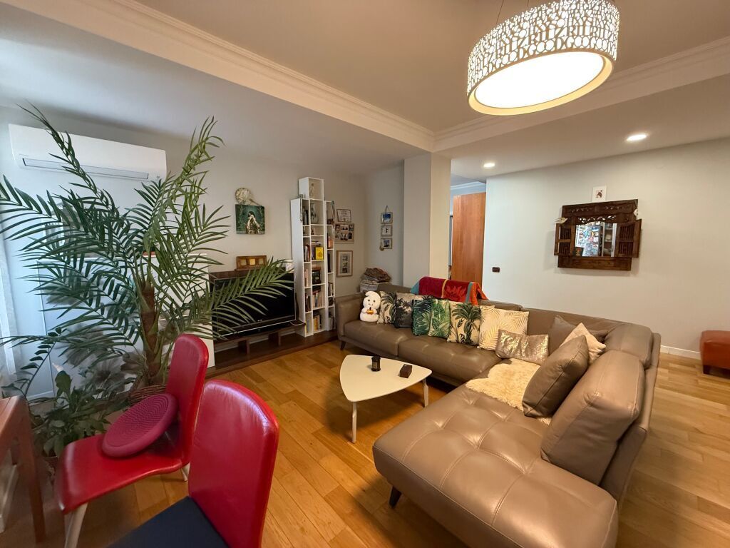 Apartment 2+1+2 for sale, Blloku Tirane
