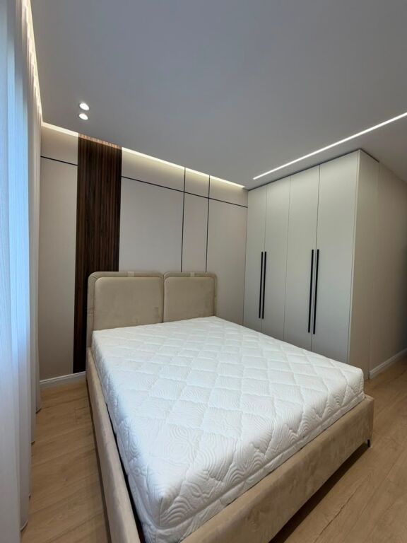 Shitet, Apartament 2+1+2, Unaza Re    16,500,000 Lekë