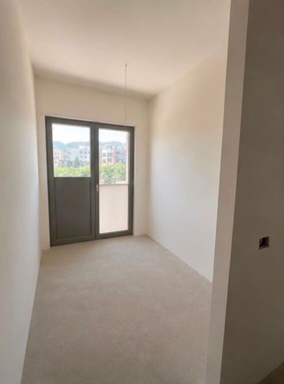 🏢 Spazio Premium in Affitto – Complesso Delijorgji | 250 m² ✨