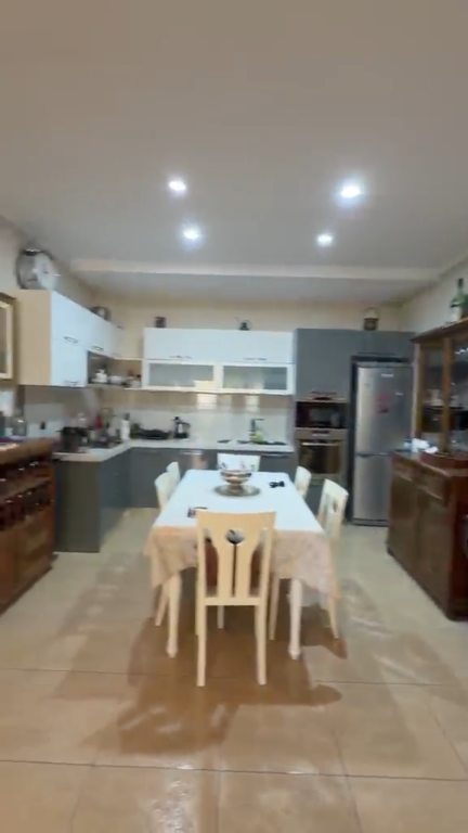 Apartament 2+1+2 per shitje Perballe me Deliorgjin !