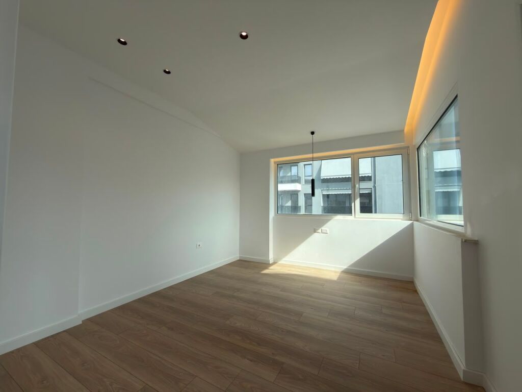 2 bedroom apartment for sale in Lungomare Vlore
