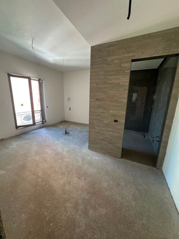 🏢 **IN AFFITTO | Spazio Premium nel Complesso Delijorgji**