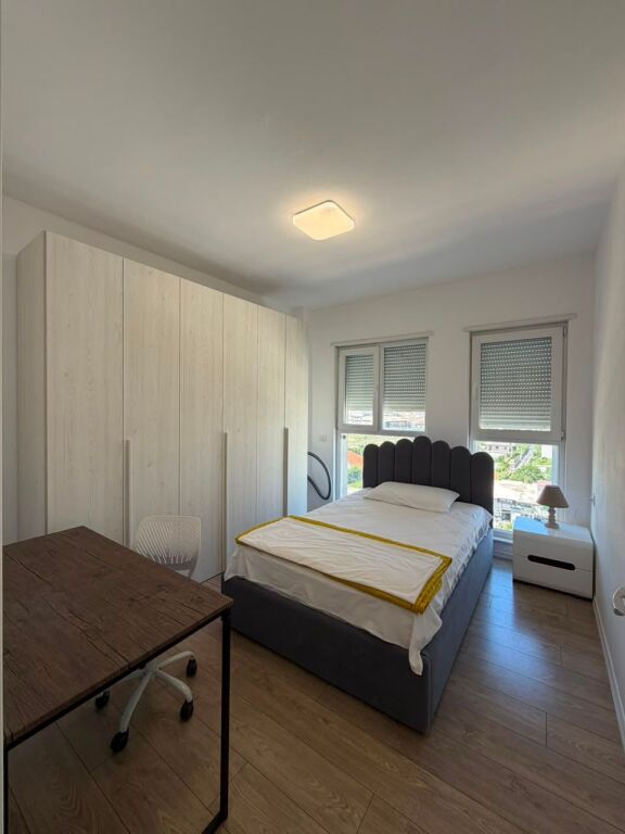 jepet me qira Apartament2+1 tek Univers City