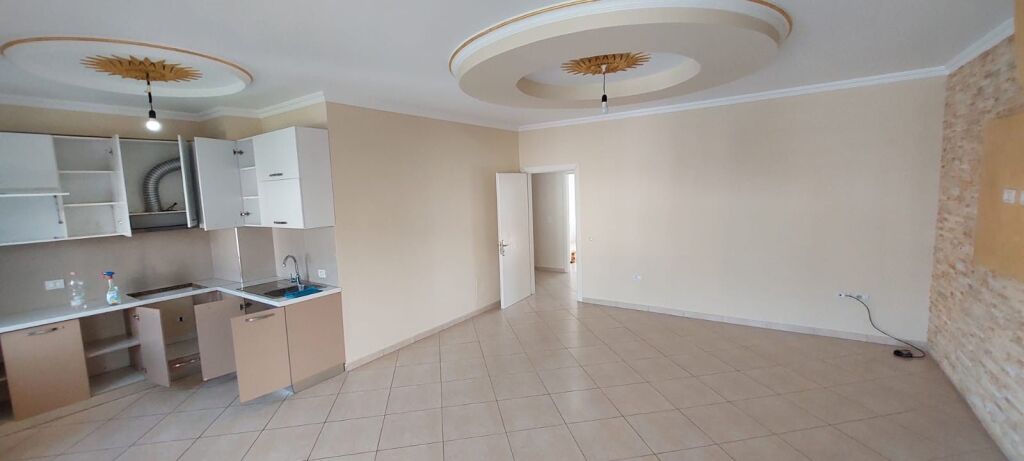 Apartment 2+1+2+ parking space for rent in Fresk !