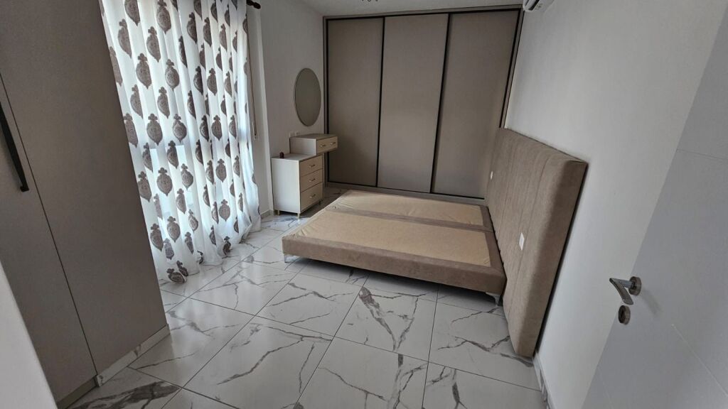 Jepet me qira 1+1 Jordan Misja Kompleksi Ndregjoni 550€