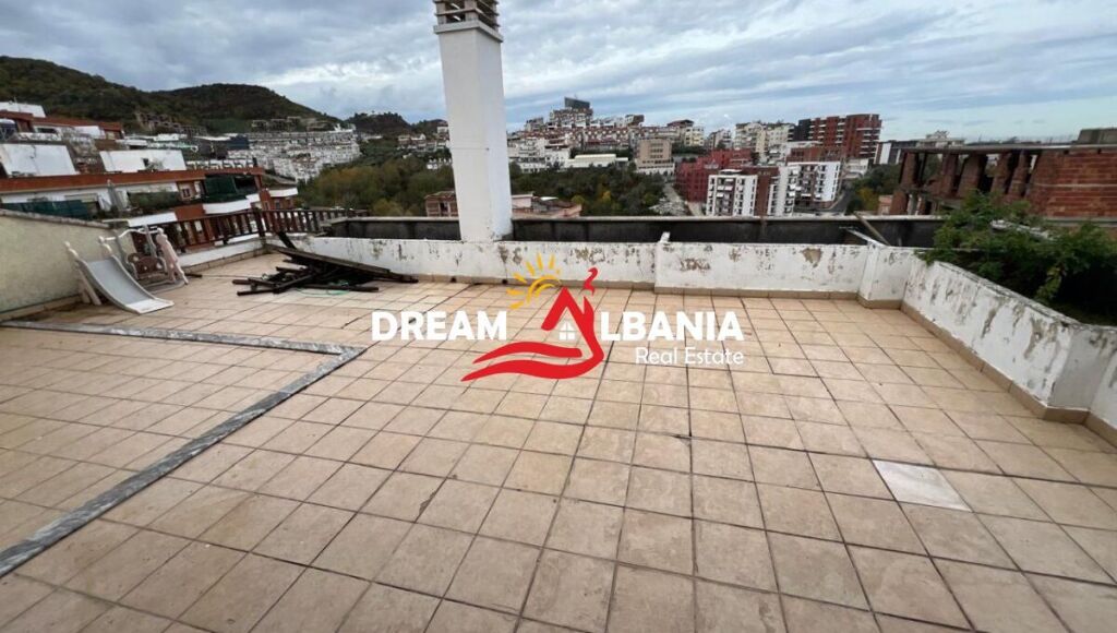 !!OCCASIONE!! Appartamento 2+1+Veranda+Posto Auto in Vendita Giardino Botanico (ID 51210004)