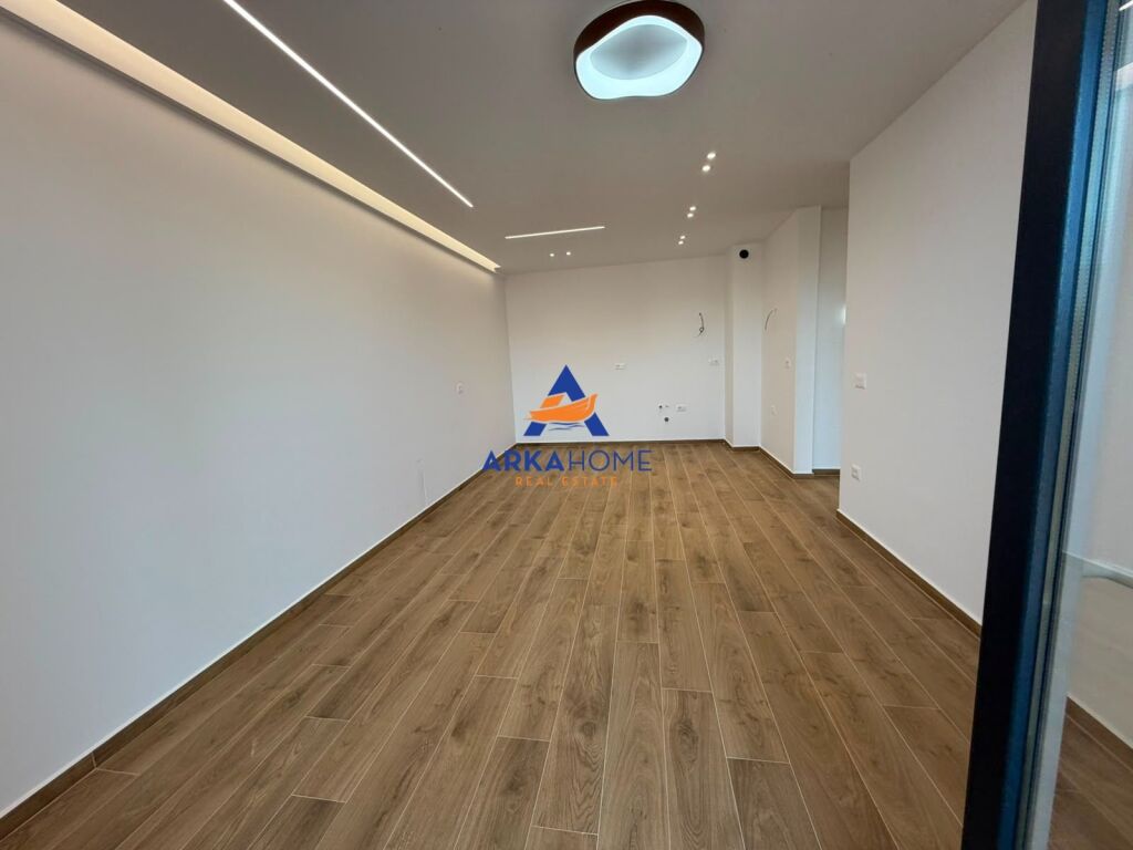 SHITET APARTAMENT 2+1 "REZIDENCA ALBULENA, PASKUQAN" 1500000 LEKE