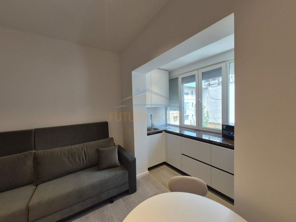 Shitet, Apartament 2+1, Garda