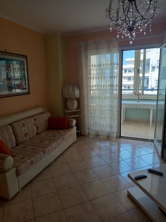Apartament 2+1 për shitje në Vollga!
