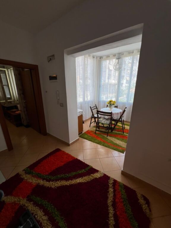 Shitet Shtëpi Private 3-Katëshe pranë Muzeumit – Durrës