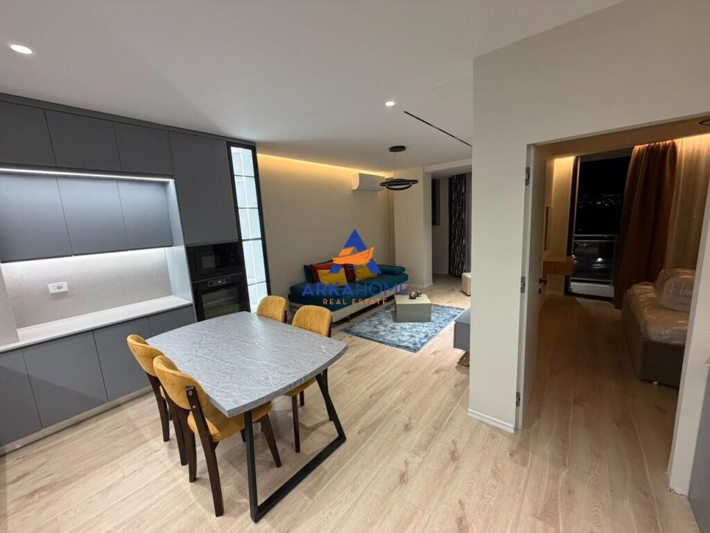 AFFITTASI APPARTAMENTO MODERNO 1+1+BALCONE "RESIDENCA GOLDEN TOWER,MINE PEZA" 1200 EURO
