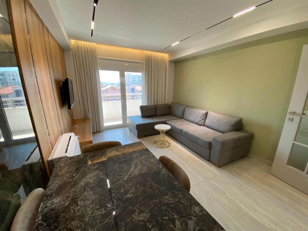 Apartament 2+1 ne hyrje te Durresit, per Shitje!