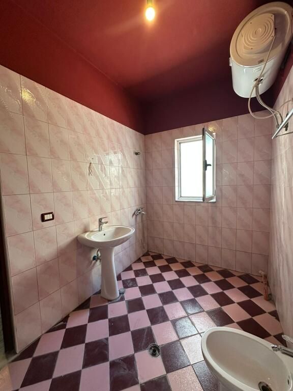 Appartamento in affitto in una casa privata, Kodra Diellit