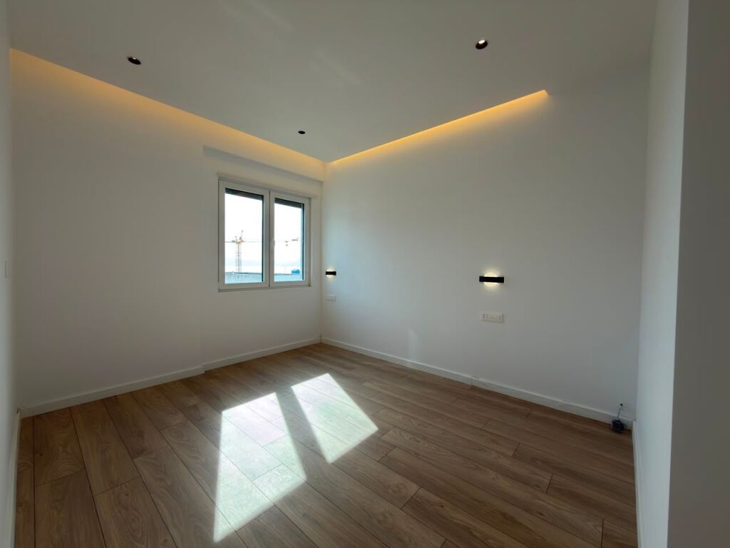 2 bedroom apartment for sale in Lungomare Vlore