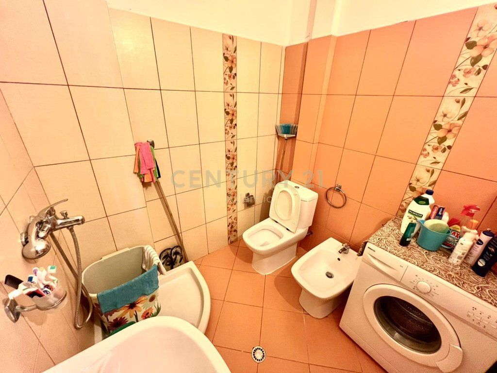 APARTAMENT 2+1DHE 2 BALLKONE NE SHKEMBIN E KAVAJES DURRES !