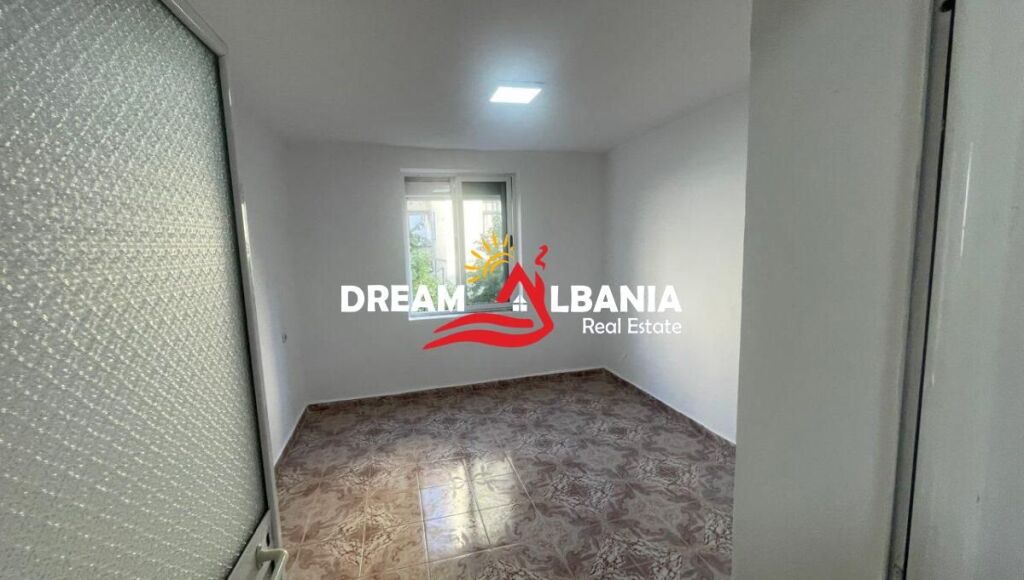 Affittasi appartamento 2+1 in Via Ferit Xhajko (42215622)
