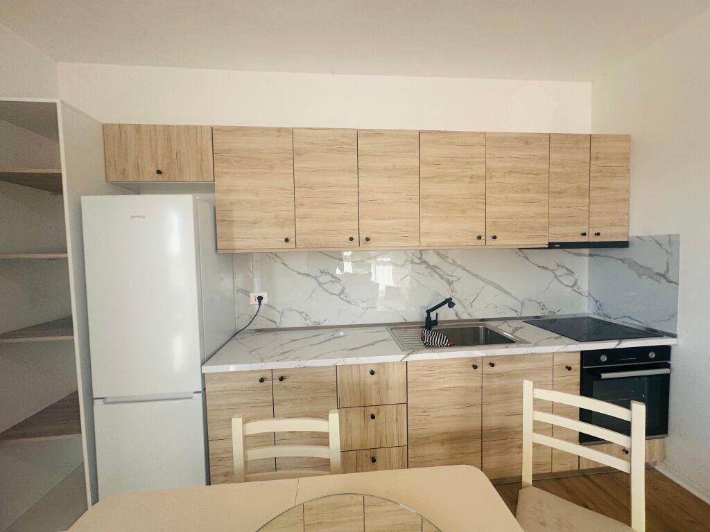 Affittasi Appartamento 2+1+2 Bagni + 1 Balcone