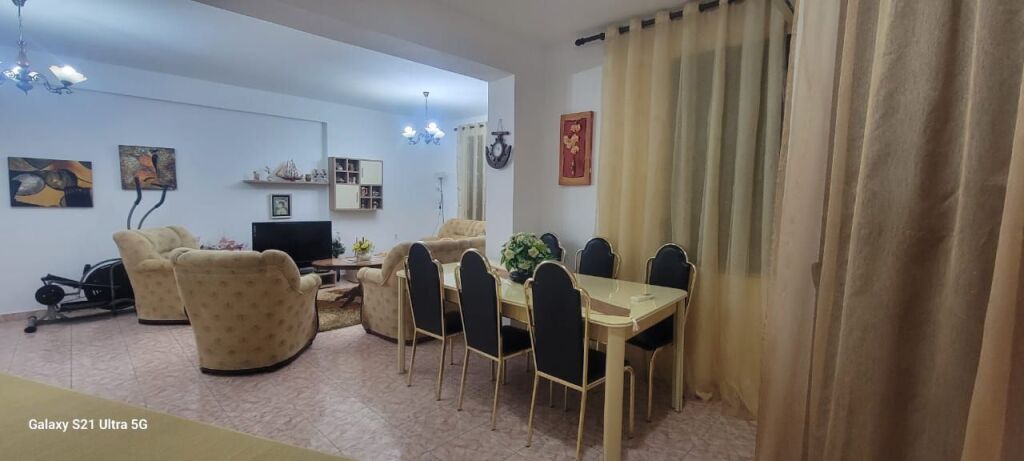 🔥 2+1 ME QIRA NË ZEMËR TË BLLOKUT – RR. PJETËR BOGDANI 🏙️