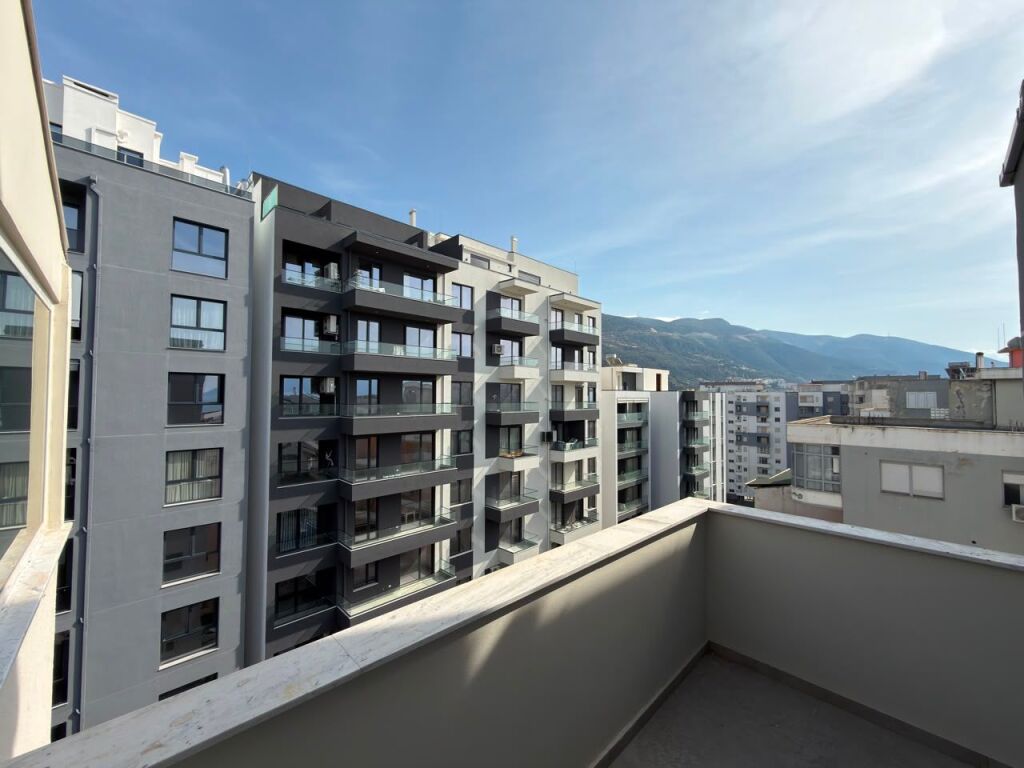 2 bedroom apartment for sale in Lungomare Vlore
