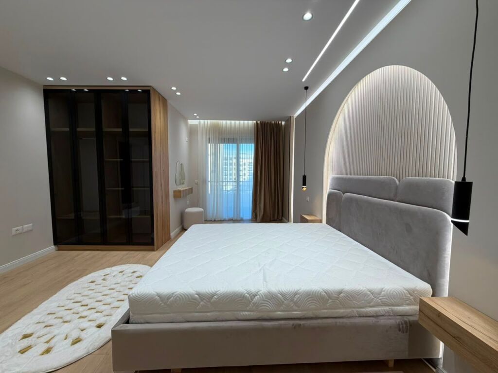 Shitet, Apartament 2+1+2, Unaza Re    16,500,000 Lekë