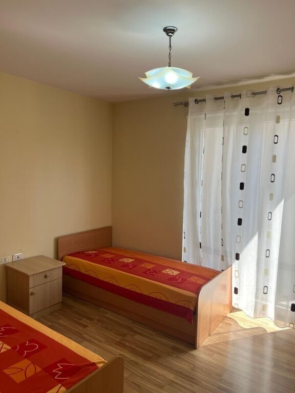 Affitto | Apartament 2 + 1+2 Ballkone | Pazari I Ri | 700 €/mese