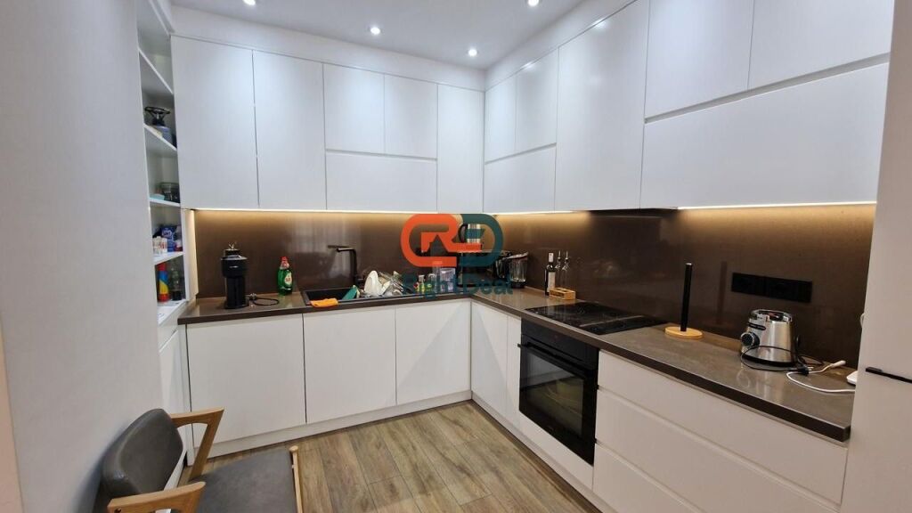 Tek Ish Fusha Aviacionit, Garden Residence Turdiu, Jepet Me Qira Super Apartament 3+1+2+2 Poste Parkimi!