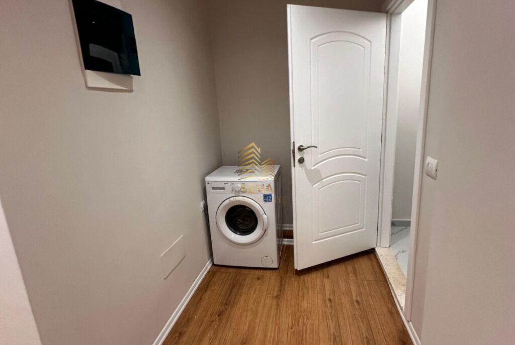 Qira, Apartament 1+1+blk, Materniteti Ri 45.000 Lek/muaj