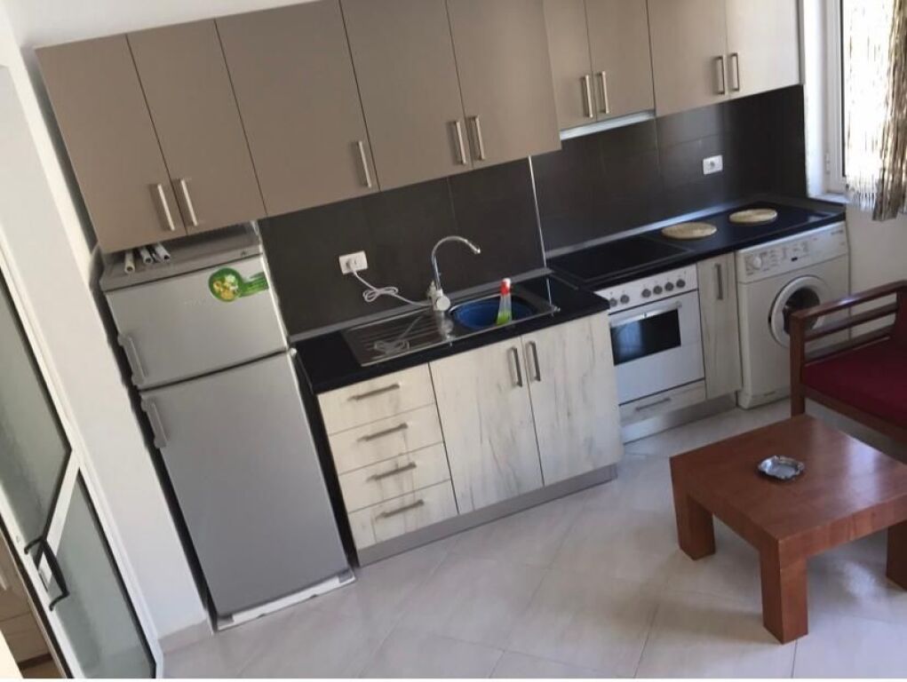 Qera | Garsoniere | Rruga e Durresit | 450 €/muaj