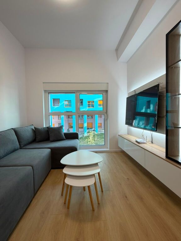 **For Rent: 1 Bedroom + Living Room + Balcony** 📍Ali Demi – Kadiu Complex | 2nd Floor | No Agency | 45,000 Lek/Month