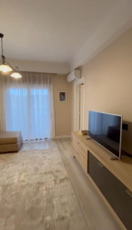 Sale | Apartament 1 + 1 dhe Garsoniere | 9 Katëshet | 350000 €