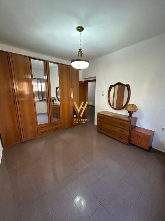 LOCALE COMMERCIALE 72 M2 IN AFFITTO IN VIA DURRES 1.300 EURO